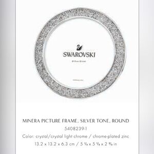 Swarovski Minera Picture Frame
Silver Tone Round. no box.